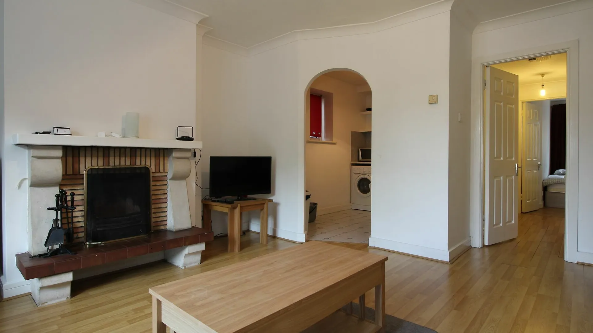 Docklands Self Catering Apartment ダブリン